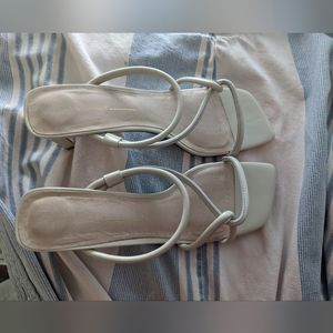 Intentionally Blank Willow Cream 9